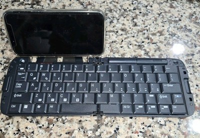 Freedom Universal Bluetooth Folding Keyboard G812 | For iOS, Android, PC & Mac