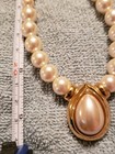Vintage Napier PEARL Necklace With Tear Drop Gold Toned Pearl Pendant. Mint Cond — photo 8
