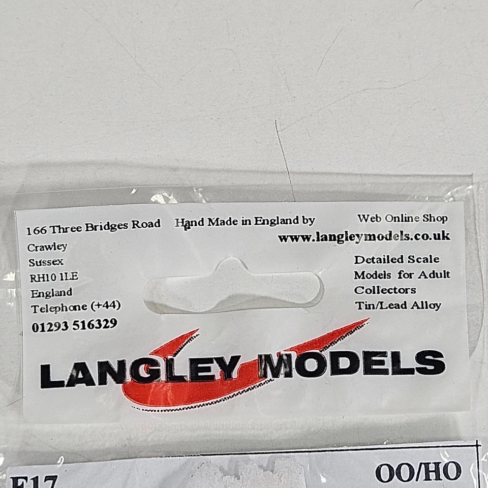 Langley Models F17 10 Standing figures of the 1920's Metal Kit OO/HO Scale Pack. - Image 4 of 4