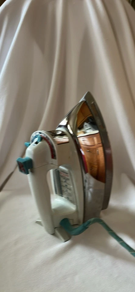 Plancha Eléctrica SUNBEAM STEAM IRONMASTER Vintage Años 60 Modelo SD-36 Funciona Foto 2 de 4