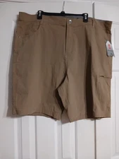NWT Men's B&T Free Country Stretch ActiveTrek Cargo Shorts Size 48 Khaki  $90