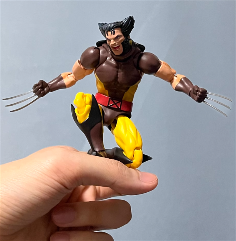 In Stock Toys MAFEX No.138 X-MEN Wolverine Brown COMIC Ver Action