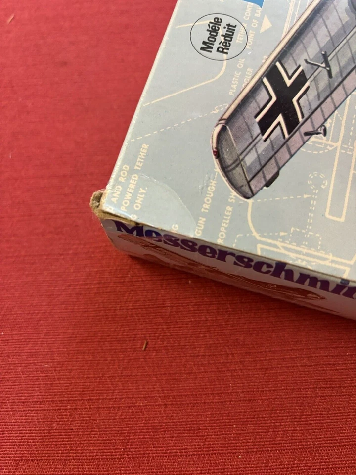 NEW Guillows 1:30 Messerschmitt BF-109 16 1/2" Span Balsa Airplane Kit 505 - Image 3 of 4