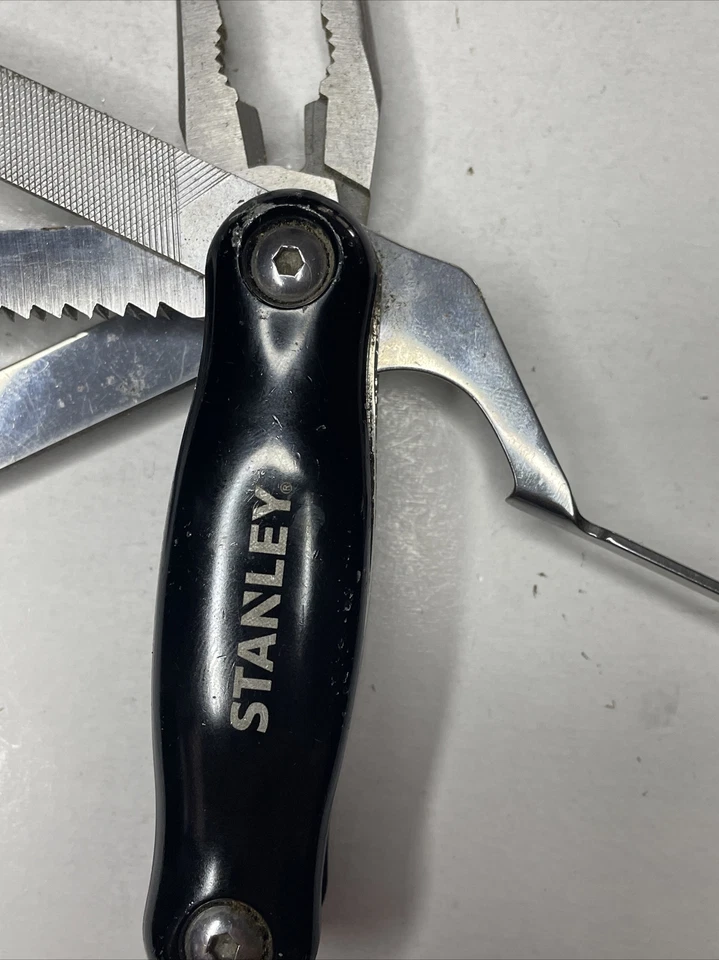 Stanley Multi Tool 7 in 1 Combination Pliers /Black - Image 2 of 4