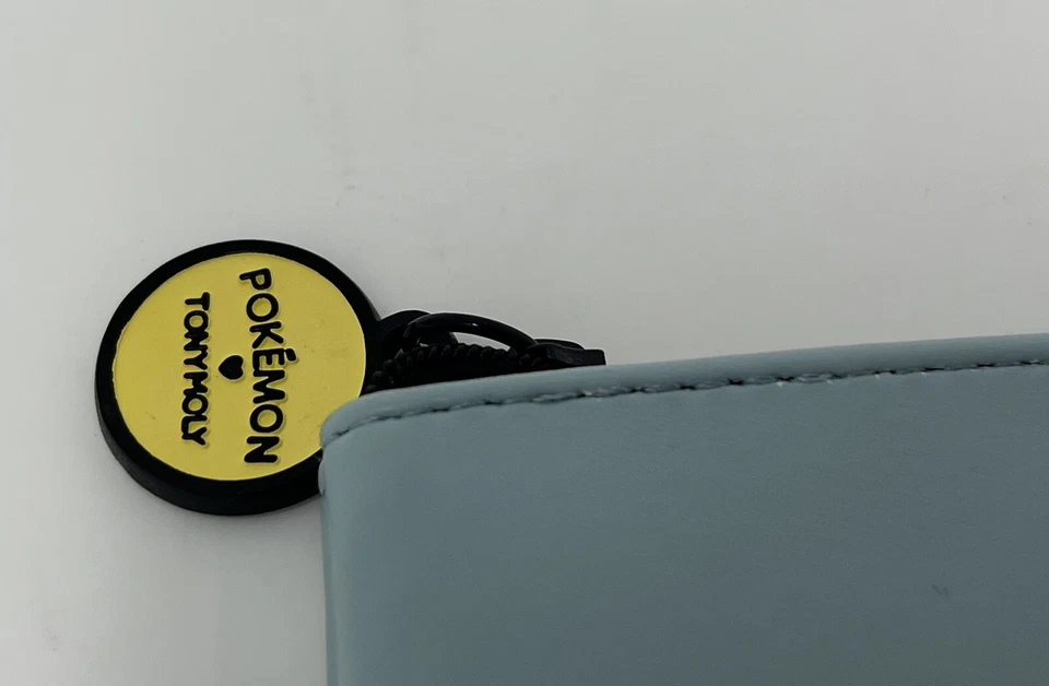 Bolsa de Maquillaje Tony Moly Pikachu Y Squirtle Nueva, Nunca Usada Rara Foto 3 de 4