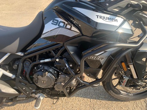 Triumph Tiger 900 GT PRO ONE OWNER FULL SERVICE HISTORY - Picture 4 of 10