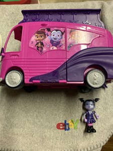 vampirina van toy