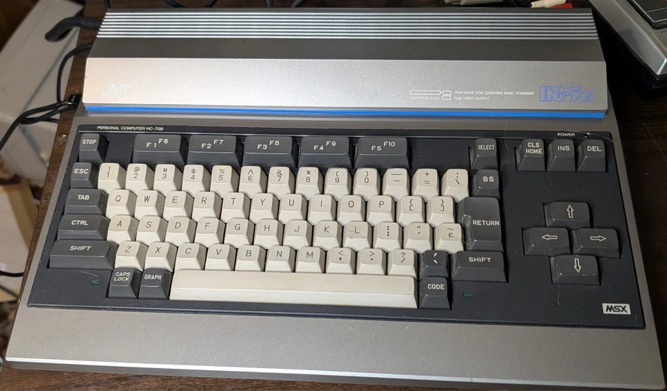 Computer JVC HC7GB 64k MSX + extra + giochi - Immagine 2 di 4