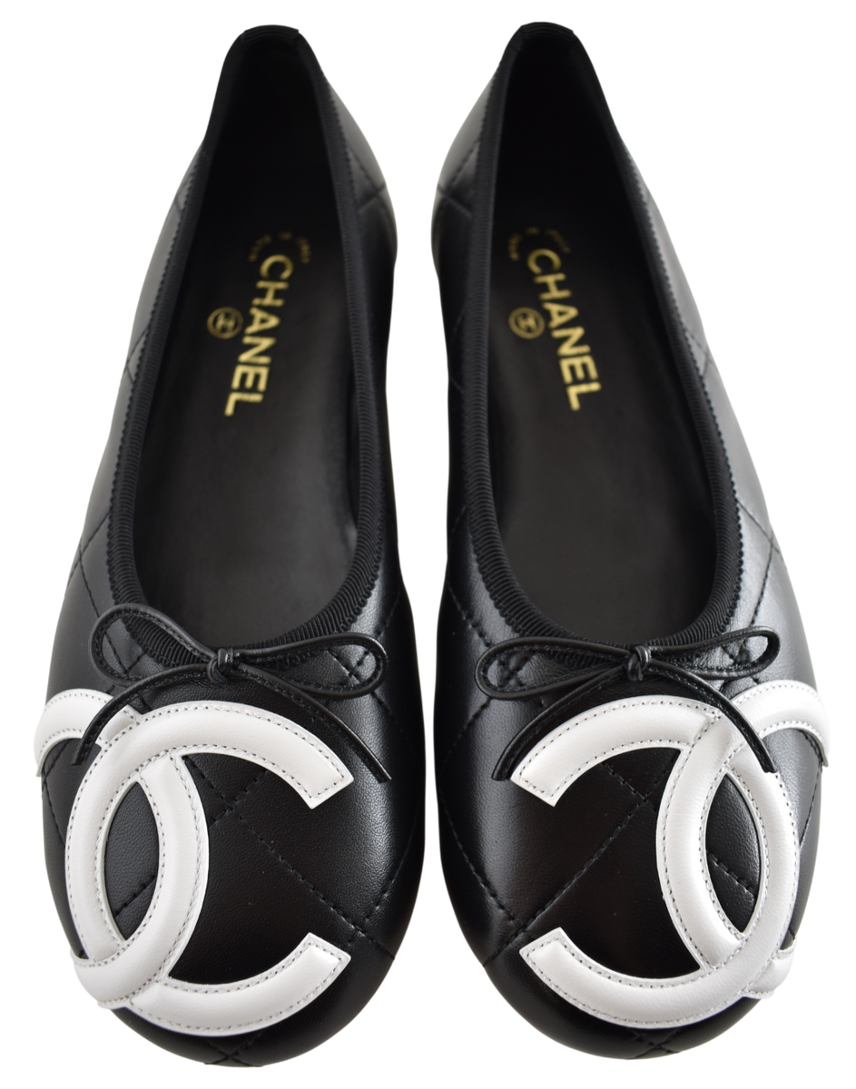 Chanel 26M Coco Beach Cambon Black White CC XL Logo Ballet