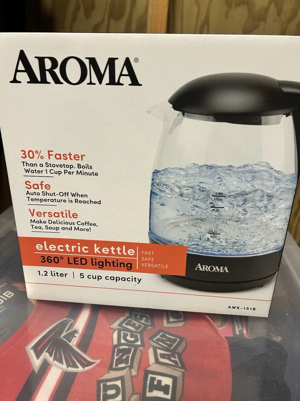 AROMA 1.2L / 5-Cup Glass Electric Kettle with Cordless Pouring