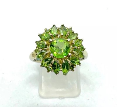 Sterling Silber vergoldet grüner Peridot Cluster Cocktail Ring Größe R1/2 (US (9)