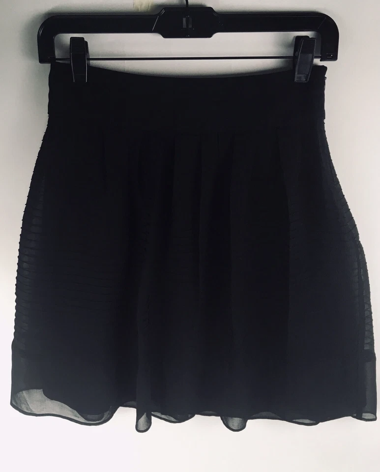 Falda ANN TAYLOR LOFT Para Mujer Talla 00P, Negra MODERNA Por encima de la rodilla Acanalada Plisada Foto 2 de 4