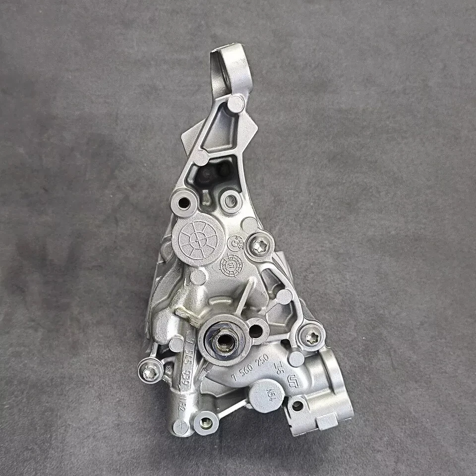 11417560250 NEW OEM  Engine Oil Pump for BMW 135i 335i 535xi 740i 740Li X6 Z4 - Image 4 of 4