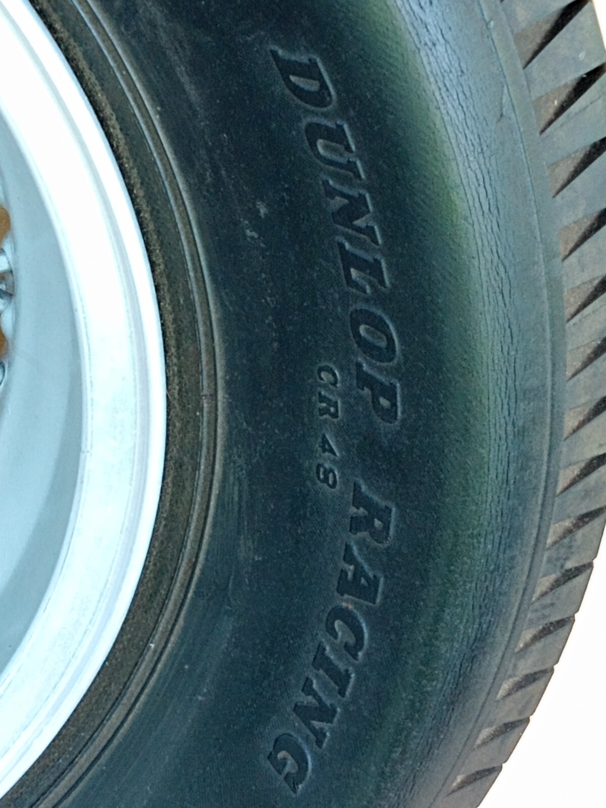 Ferrari 410S Borrani Wire Wheels_42 Rudge Hubs_16X5.5_RW3241_55-56_Dunlop Tires