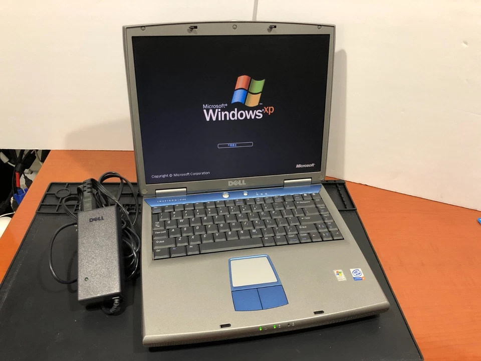 Dell Inspiron 5100 Retro Gaming WinXP Laptop - 2.66GHz P4, 1GB RAM, ATI 7500 - Image 2 of 4