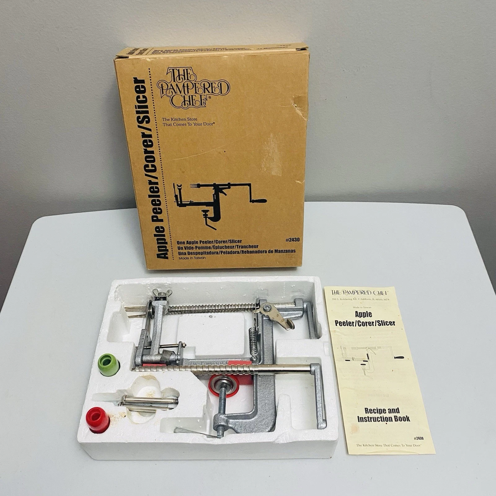The Pampered Chef Apple Peeler Corer/Slicer Complete Set w/ Box & Manual #2430
