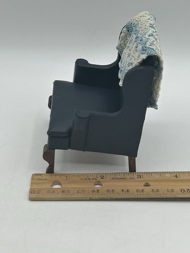 Silla Shackman para casa de muñecas muebles respaldo alado azul 4” de colección años 70 con tro de ganchillo - Imagen 18 de 18