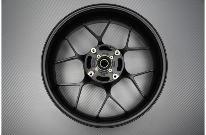 Jante arrière noire 5,9kg pour remplacer roue voilée Honda CBR 1000 RR