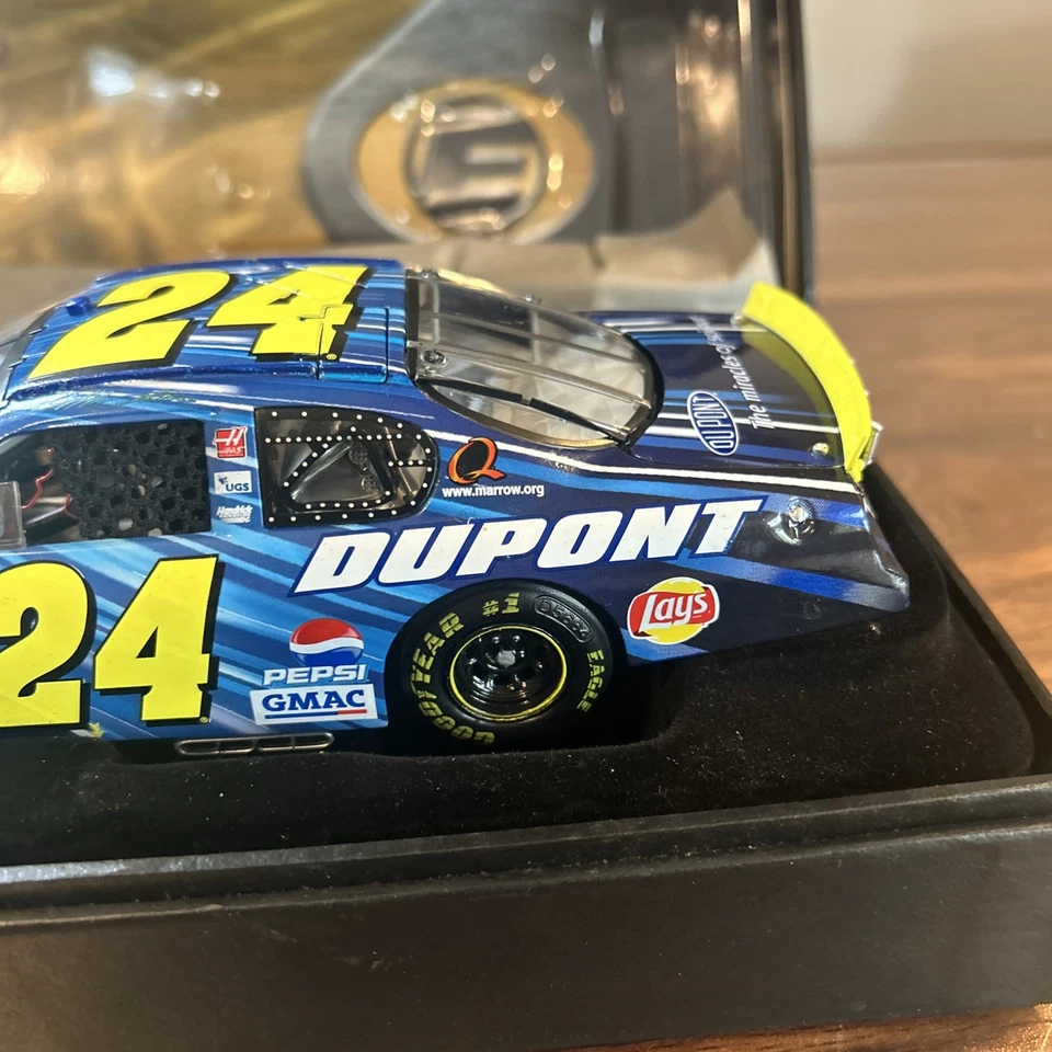 2005 Jeff Gordon Pepsi/Star Wars III Action RCCA Elite Talladega 1:24 - Image 4 of 4