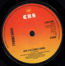 Tyrone Davis Give It Up 7" vinyl UK Cbs 1976 solid label design SCBS4580