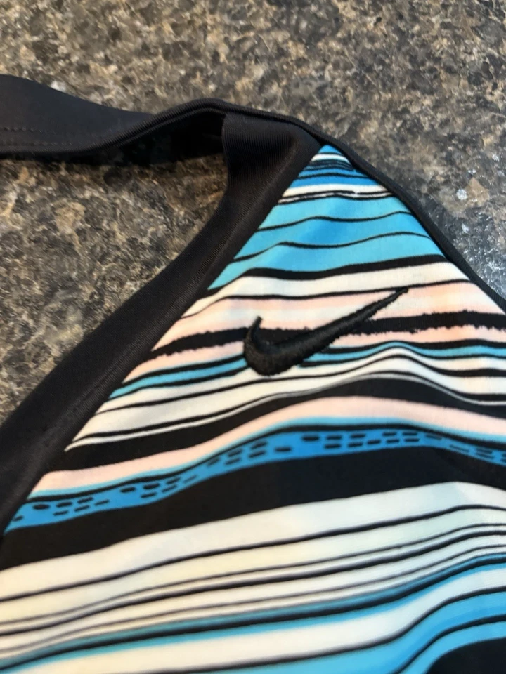 Nike женский размер 12 многоцветный в полоску танкини б/у в отличном состоянии - Изображение 3 из 4