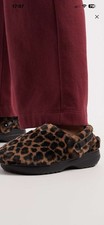 Ladies Crocs Unforgettable Leopard Print Size 7 BNIB