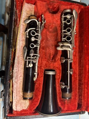 Bundy Resonite Clarinet By Selmer With Hard Carrying Case Untested 5