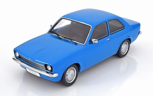Triple9 1:18 Opel Kadett D Año de construcción 1984 rojo T9-1800421