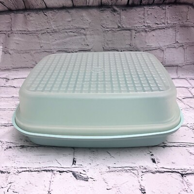 Vintage Tupperware Marinade Container 1295 Mint Green Season N Serve EUC
