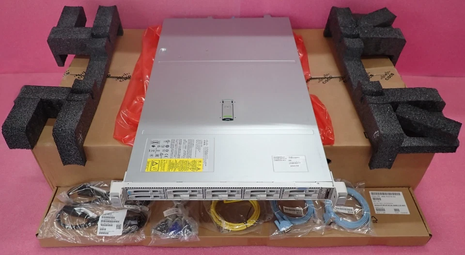 NEW Cisco UCSC-C220-M5SX 2x Silver 4210 256GB RAM 12TB Storage 10Bay 1U Server - Image 3 of 4