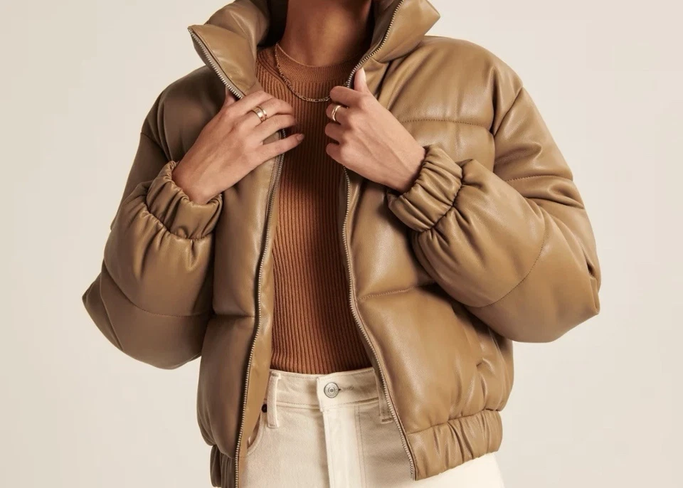 ABERCROMBIE & FITCH womens Vegan Leather Diamond Puffer size small EUC