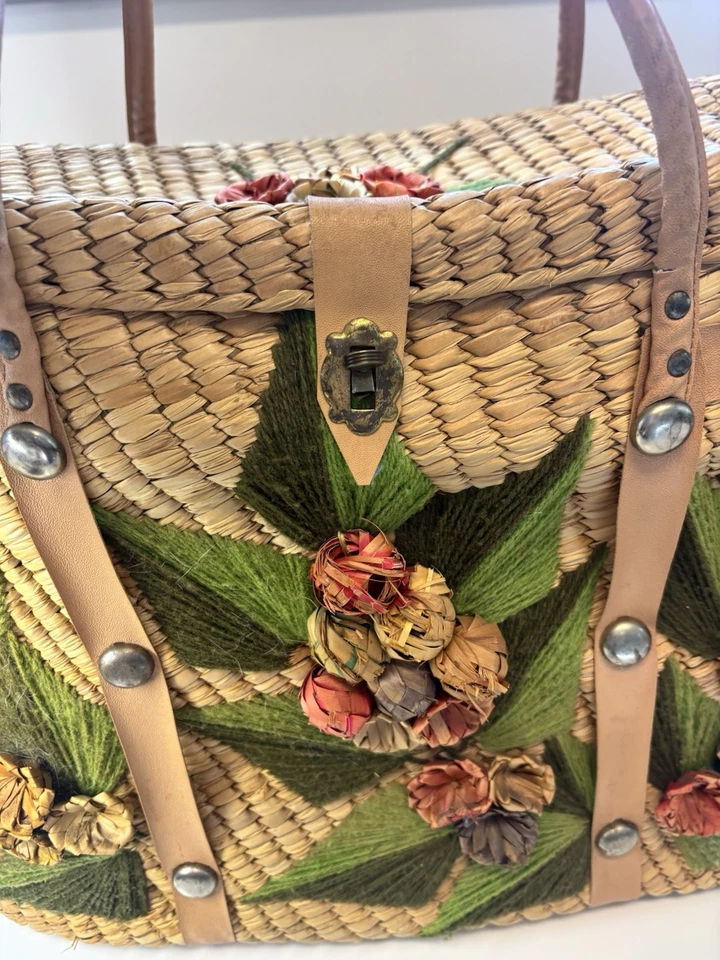 De Colección Hecho a Mano 3D Paja Grande Bolso Tejido Cartera Casa Núcleo Playa Foto 3 de 4