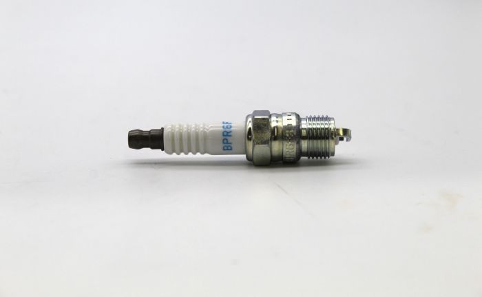 NGK BPR6FS Nickel Spark Plug Universal 2623