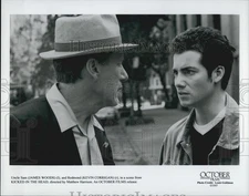 1997 Press Photo James Woods Kevin Corrigan In "Kicked In The Head" - DFPG11873