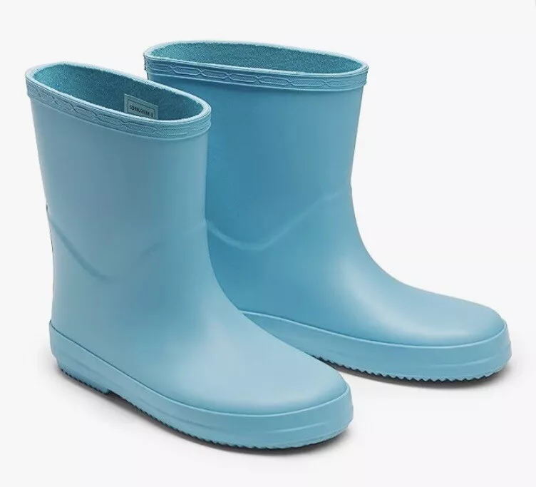 Size 2 deals rain boots