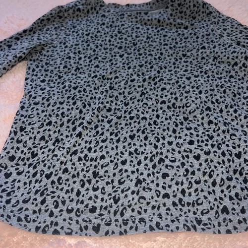 Gray Girls Old Navy Size 4T Zebra Print Long Sleeve Casual School Play Shirt Top - Picture 3 of 8