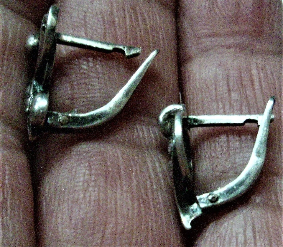 Ribbon CZ Swag Earrings Sterling Silver Snaping Lever Back - Image 2 of 4