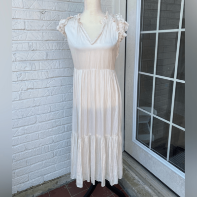Generation Love Women's Ivory Tiered Midi Dress Ruched Ruffle Sleeves Size M | eBay Generation Love Women's Ivory Tiered Midi Dress Ruched Ruffle Sleeves Size M | eBay