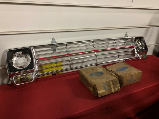 NOS 1969 Ford F100 Grille Ranger Pickup Truck Grill C9tz-8200-a for