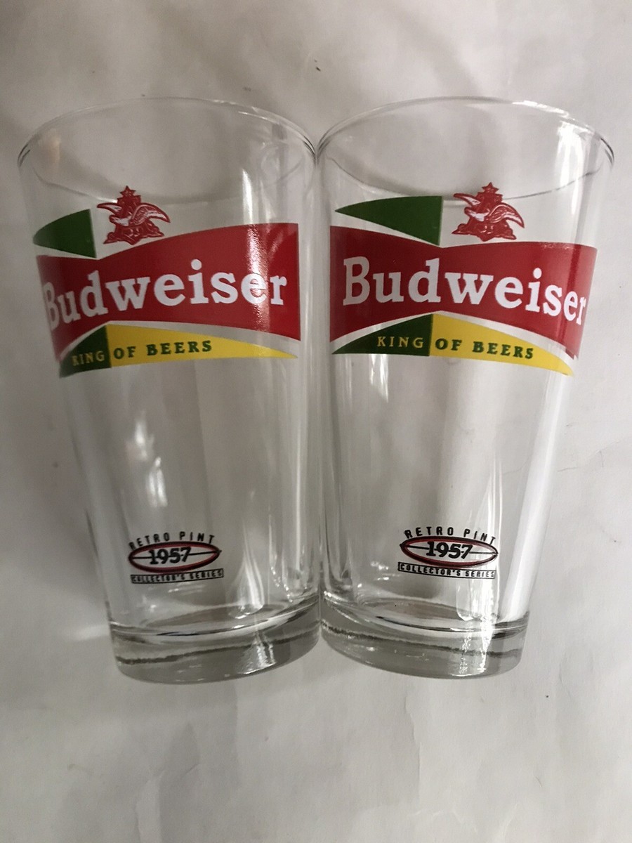 Budweiser ビンテージフレーム 2点セット Set of 2 Vintage Budweiser Retro Pint Collector's Series
