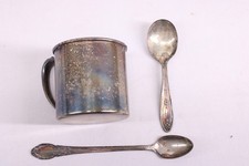 Oneida Vintage Silver Plated Baby Kids Tudor Plate Cup And 2 Spoons