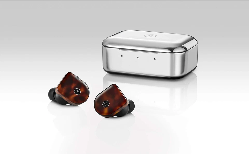 Master and Dynamic MW07 Plus True Wireless Earphones - Tortoise Shell - Image 4 of 4