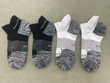 Bombas Womens Hex Tec Running Ankle Socks 4 Pairs Size Medium 8-10.5 Black/White