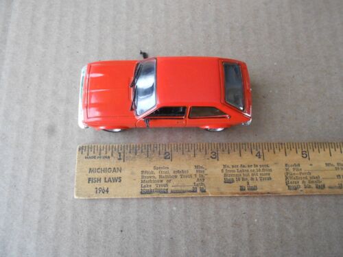 Vauxhall Chevette Red 1/43 Model Car GM General Motors Europe - Picture 11 of 11