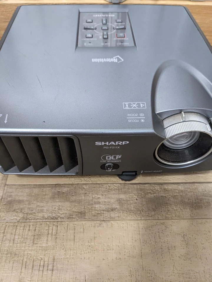 Sharp PG-F211X DLP Projector Portable 2300 ANSI HD 1080 PARTS ONLY - Image 2 of 4