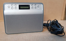 Image of Akai A60013 Dynmx Portable DAB Radio with LCD Screen and Alarm Clock Function