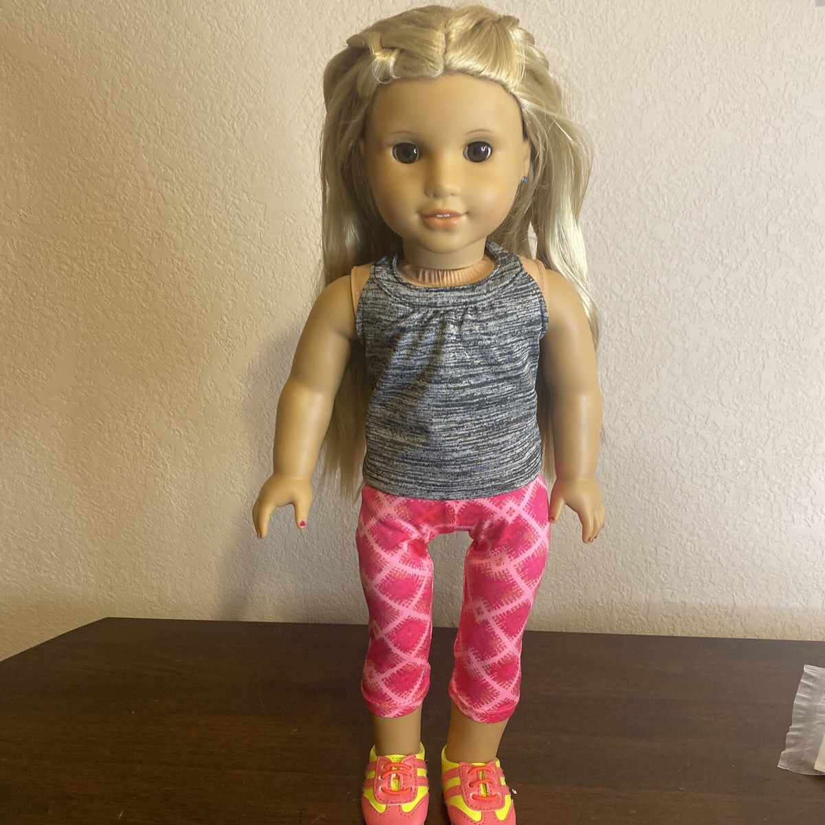La marque American Girl lance une poupée garçon - Biba Magazine