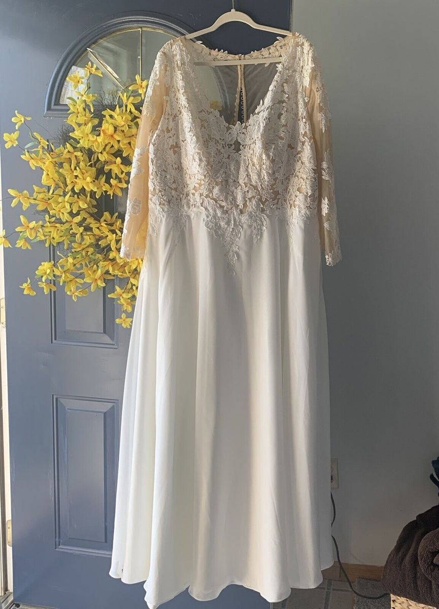 june bridal bridesmaid dresses June Bridals Wedding Dress 24W Boho Beach Curvy Chic Floor Length