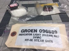 LOT OF 2 - GROEN " CLEAN"  INDICATDOR LIGHT ( Part# 096889) - (LXA11Q)