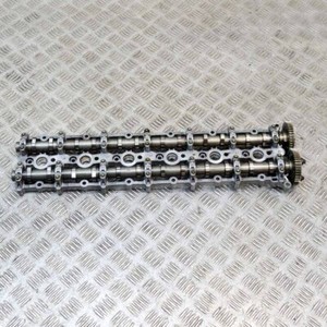 BMW 5 G30 530d Zylinderkopfgehäuse mit Gehäuse 8570147 8570129 195kw 2019